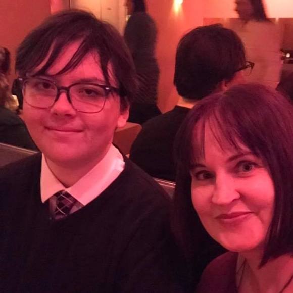 Meet your Posher, Jeanne - Picture 1 of 1